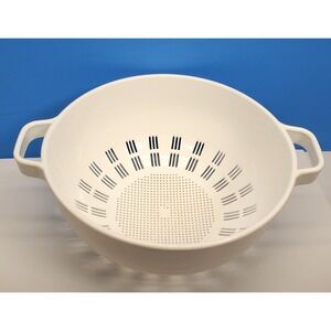 Colander Strainer Kamenstein White Heavy Duty Plastic With Handles 11 5/8"